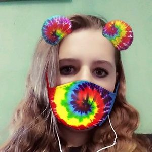 Meet your Posher, Antonia